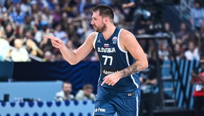 Kaiyun Sports-开云体育-东契奇已参加三届欧锦赛 出道即巅峰夺冠 近两次皆止步八强