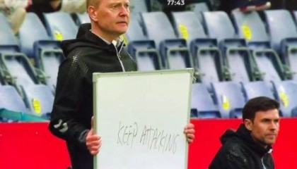 开云体育平台-王勤伯：观众回来了，嗓子不适应怎么办？